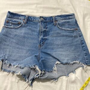 Abercrombie & Fitch High Rise the 90s relaxed CutOff Short